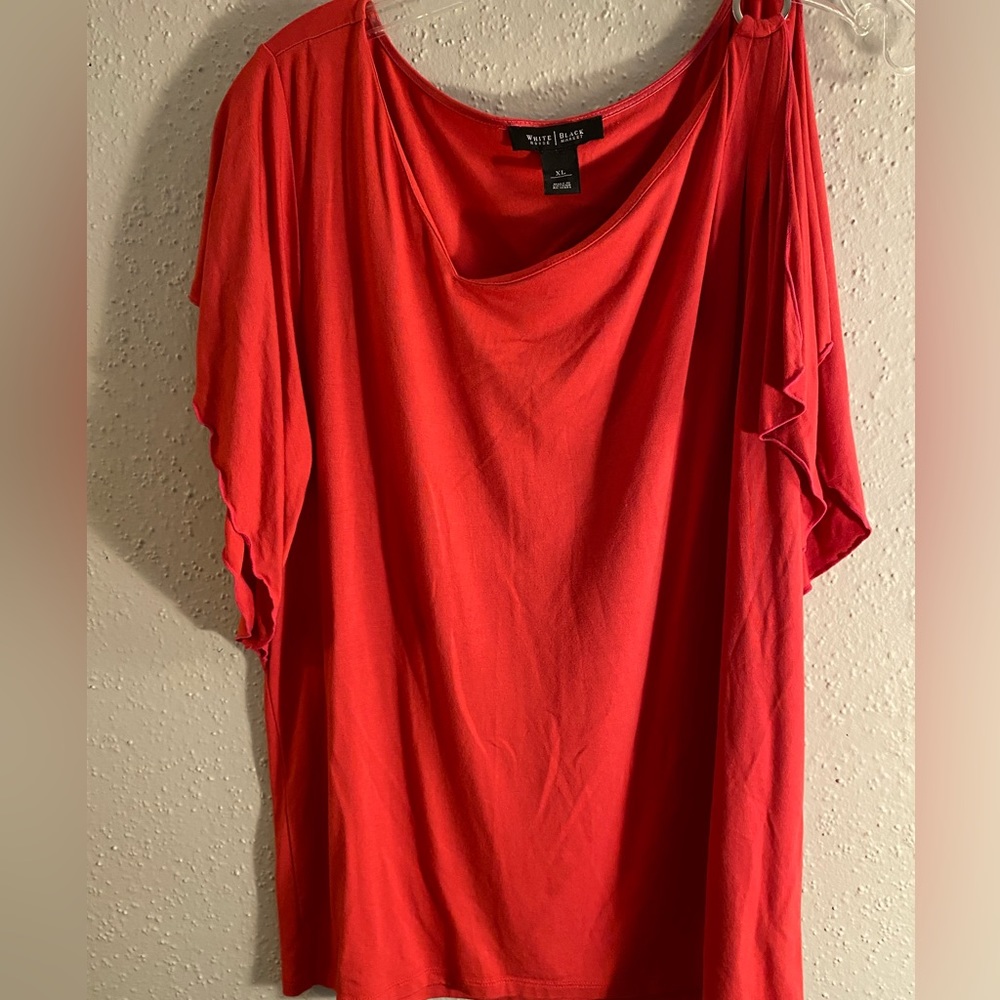 White House Black Market ladies Coral short sleeve on one side & sleeveless XL